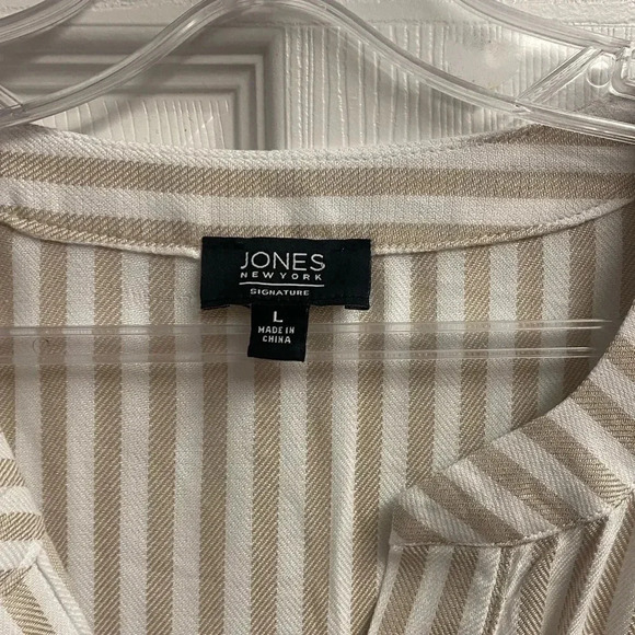 Jones New York Signature Neutral and White Top Sz. L - Picture 3 of 5